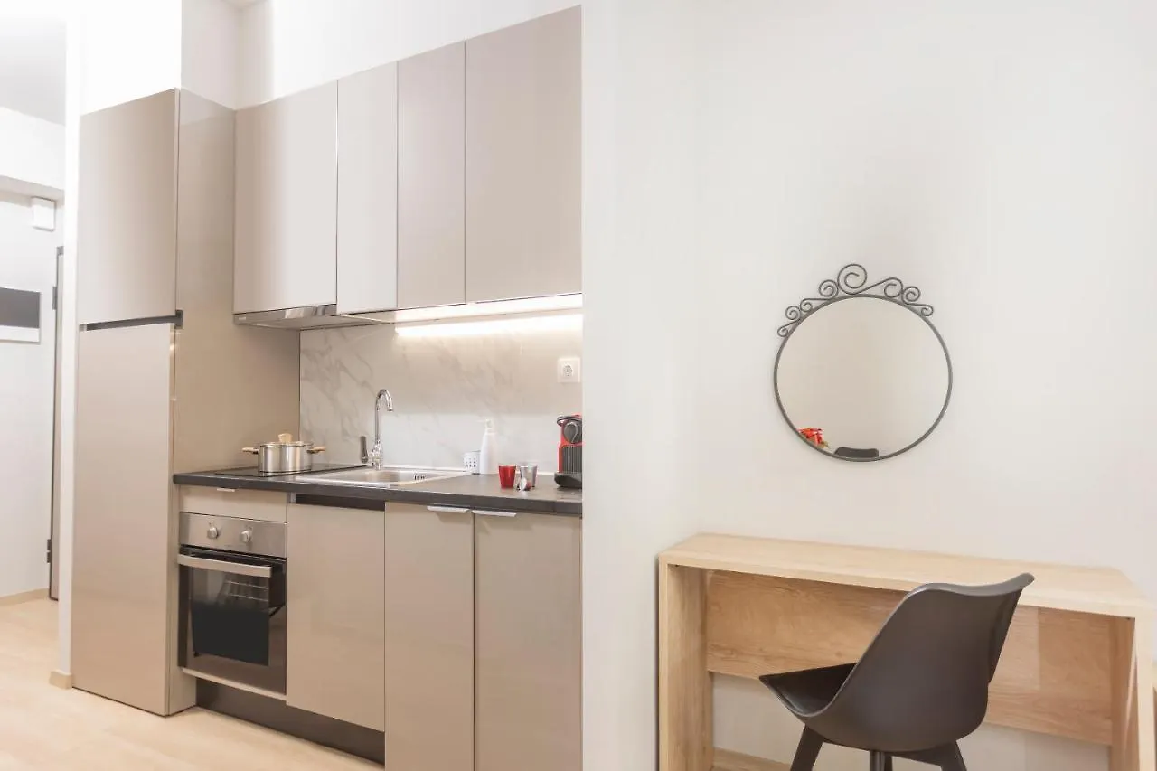Zenou 24 Downtown Apartment 테살로니키